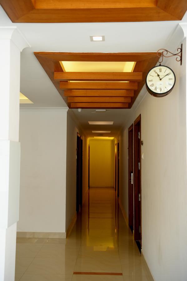 Roopmahal Hotel Thiruvananthapuram Exterior foto